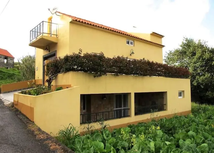 Casa Do Bisbis בית נופש Levada Grande